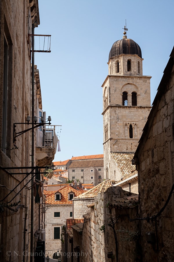 Dubrovnik Alleyway