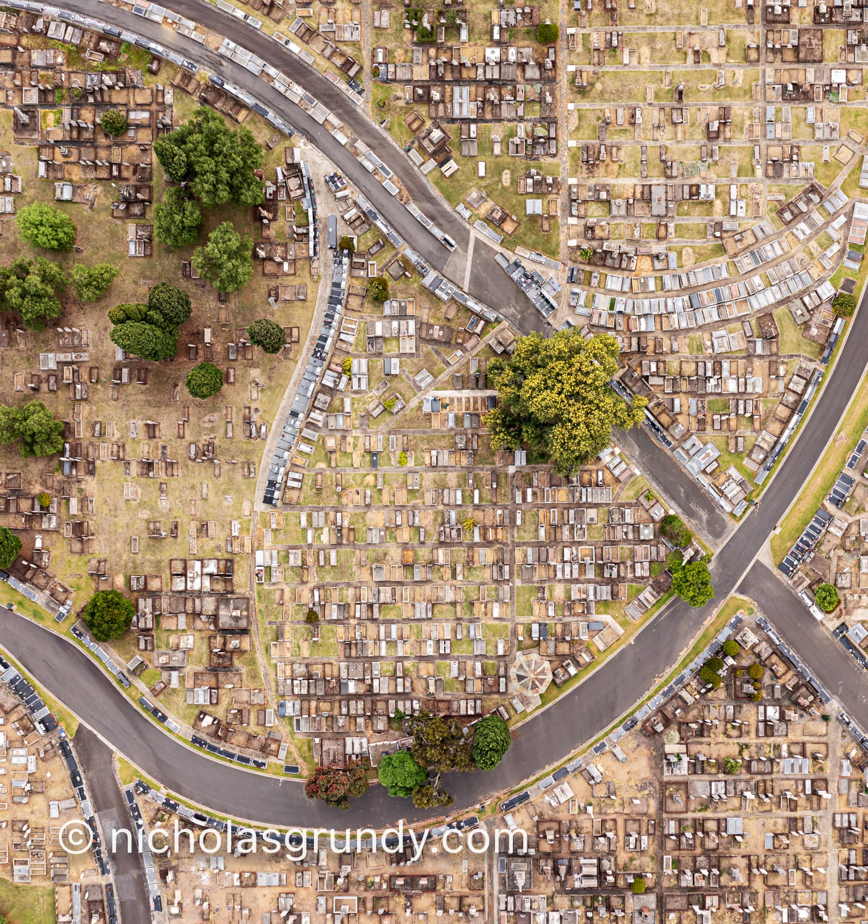 Melbourne General Cemetery Crossroads