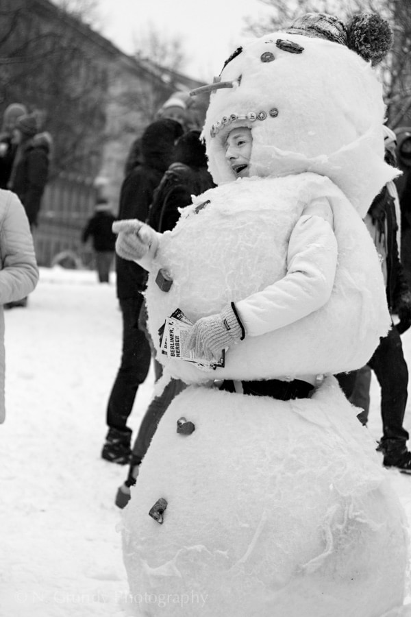 Organised Snowball Fight in Berlin
