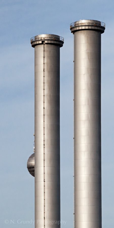 Versteckten Fernsehturm Berlin Foto